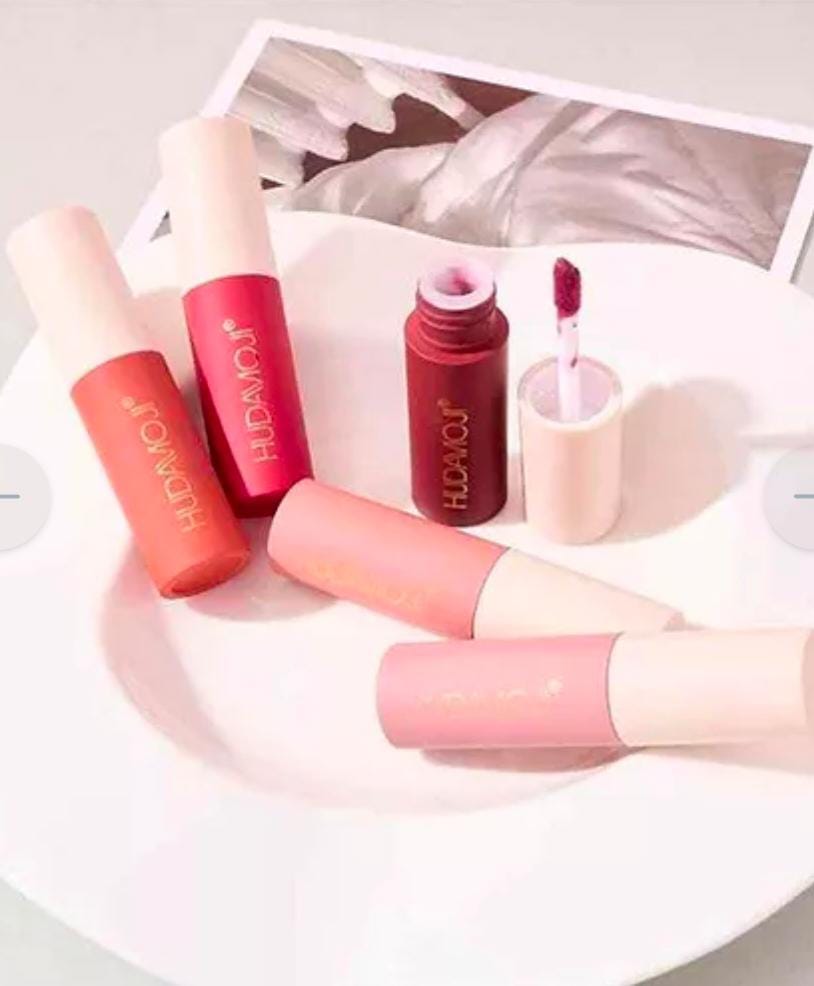 12 rich, velvety shades