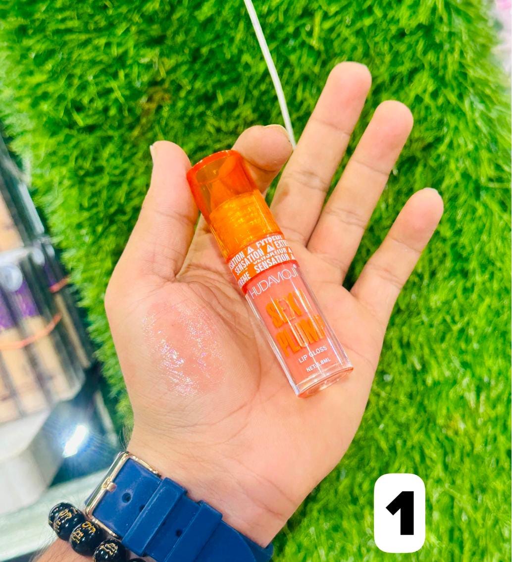 HUDA Muji Sexy Plump Lip Gloss