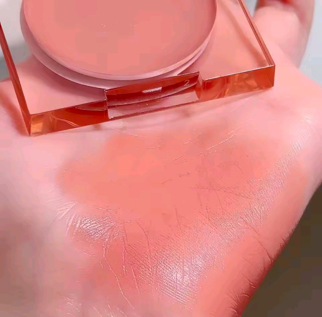 Famoty cream blush