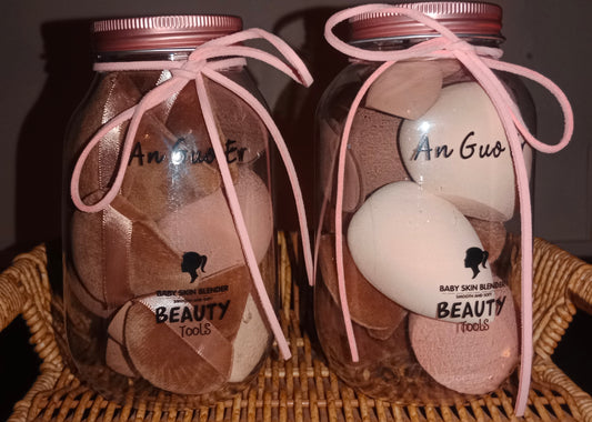 Makeup Sponge Set in Jar